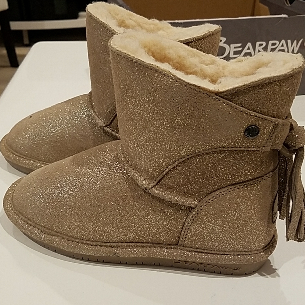 Bearpaw girls boots